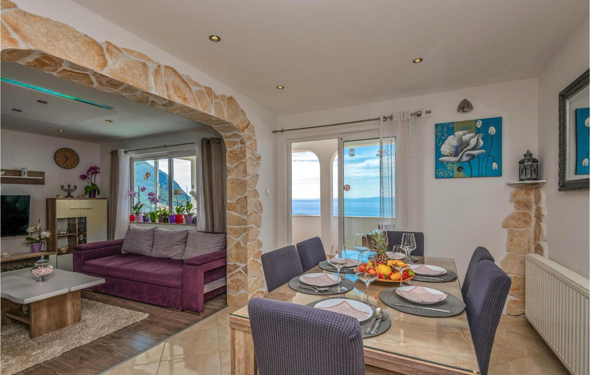 Cozy Apartment In Makarska With Jacuzzi Zewnętrze zdjęcie